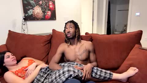 mycreamydreams online show from March 12, 12:20 am