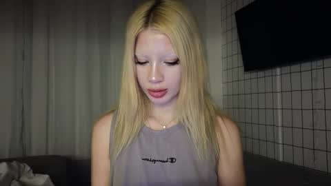 mydrool online show from February 15, 9:55 pm