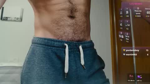 Snapshot of myhairymacho chatting on November 6, 6:42 pm Juan OF myhairymacho online show from November 6, 6:42 pm