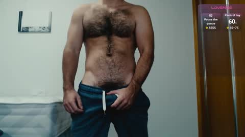 Snapshot of myhairymacho chatting on November 13, 1:21 pm Juan OF myhairymacho online show from November 13, 1:21 pm