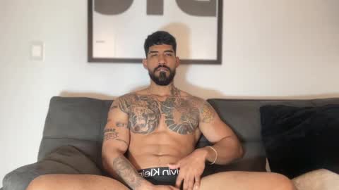 Myke esthetic online show from December 10, 4:02 am