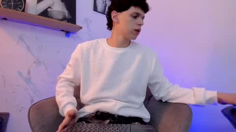 Mykel   online show from October 12, 2:05 pm