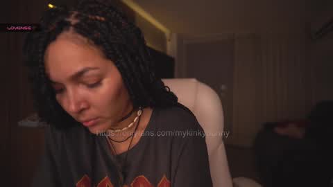 Snapshot of mykinkybunny chatting on February 11, 1:41 am jacke BUNNY online show from February 11, 1:41 am