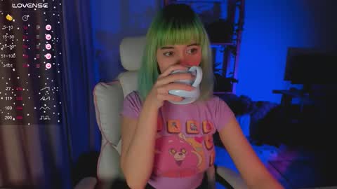 MylaFlores online show from January 16, 3:21 am