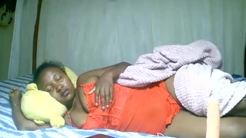 Snapshot of mylindasweet chatting on January 26, 9:07 pm linda online show from January 26, 9:07 pm