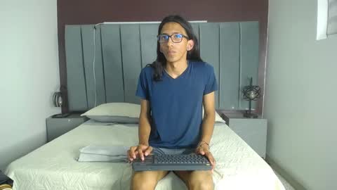 Snapshot of myllerkpalmer chatting on February 9, 4:36 am MyllerkPalmer online show from February 9, 4:36 am