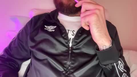 Snapshot of mymalehostage chatting on December 19, 6:04 pm DrenchedButThirsty online show from December 19, 6:04 pm