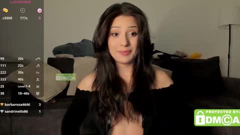 Snapshot of mymelisa chatting on February 26, 6:32 pm hey its Mel online show from February 26, 6:32 pm