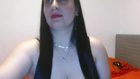 myravixena21 online show from May 10, 10:04 pm