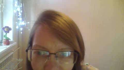 Snapshot of mysterious_blondy chatting on March 2, 7:09 am mysterious_blondy online show from March 2, 7:09 am