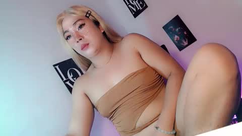 kimmy online show from March 25, 2:28 am