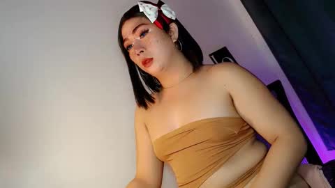 Snapshot of mysterious_kim chatting on June 11, 2:22 am kimmy online show from June 11, 2:22 am