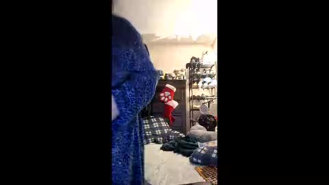 Snapshot of mysteriouswoman18 chatting on December 3, 3:32 pm mysteriouswoman18 online show from December 3, 3:32 pm