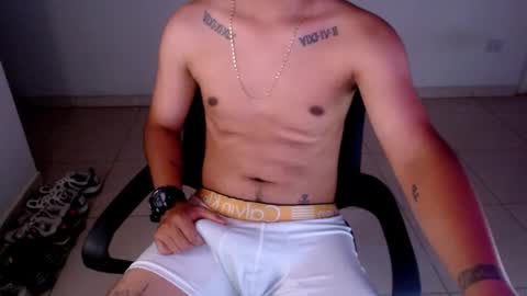 mysteryboy_thin16 online show from May 22, 11:32 pm