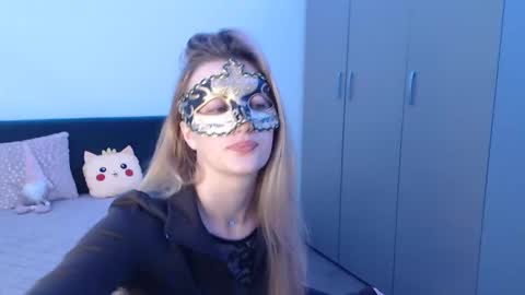 Mystery Girl online show from March 27, 11:10 am