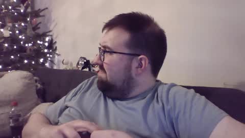 Snapshot of mysterymonkey1234 chatting on December 28, 10:02 pm MysteryMonkey online show from December 28, 10:02 pm