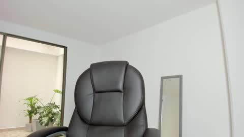 Elena online show from November 3, 6:31 pm