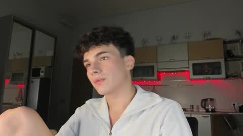 Evan Brown online show from September 16, 4:08 pm