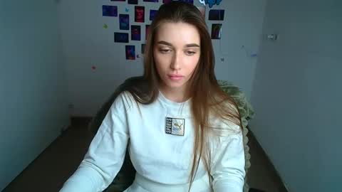 Snapshot of mysticamelia chatting on April 23, 12:29 pm Amelia online show from April 23, 12:29 pm
