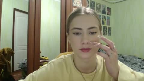 Emelie online show from October 6, 11:57 pm
