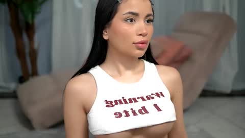 mysticlayla online show from March 24, 4:06 am