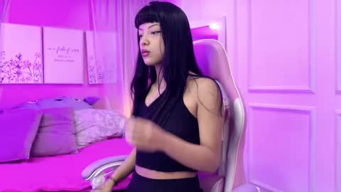 Snapshot of n0b_lela chatting on February 23, 11:40 am Lela online show from February 23, 11:40 am