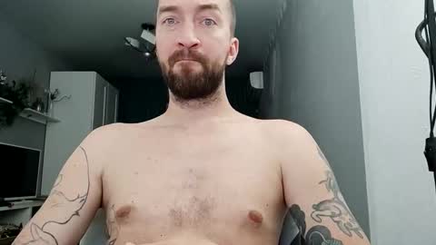 Snapshot of n22day22 chatting on September 14, 9:14 pm Mr Bigmagnum online show from September 14, 9:14 pm