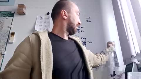 Snapshot of n22day22 chatting on September 16, 7:53 am Mr Bigmagnum online show from September 16, 7:53 am