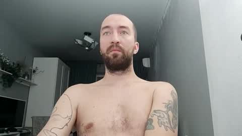 Snapshot of n22day22 chatting on September 20, 8:32 pm Mr Bigmagnum online show from September 20, 8:32 pm