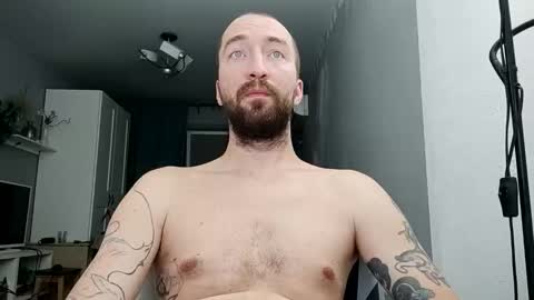 Snapshot of n22day22 chatting on September 23, 9:51 pm Mr Bigmagnum online show from September 23, 9:51 pm