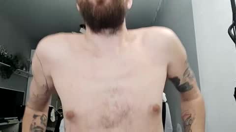 Snapshot of n22day22 chatting on October 6, 10:07 pm Mr Bigmagnum online show from October 6, 10:07 pm