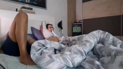 Snapshot of n55em chatting on October 19, 6:41 pm n55emo online show from October 19, 6:41 pm