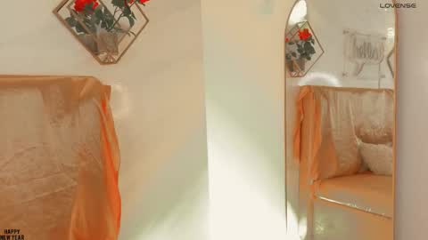 naamah_b online show from January 7, 2:19 pm