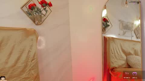 naamah_b online show from February 6, 2:31 pm