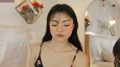 naamah_b online show from March 30, 2:40 pm