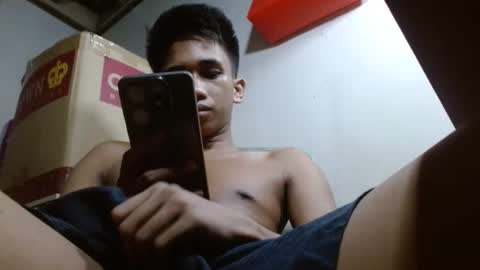 nachos072800 online show from April 8, 12:05 pm