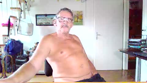 Mach mich heiss mit Token bis zum Orgasmus  online show from September 24, 3:26 pm