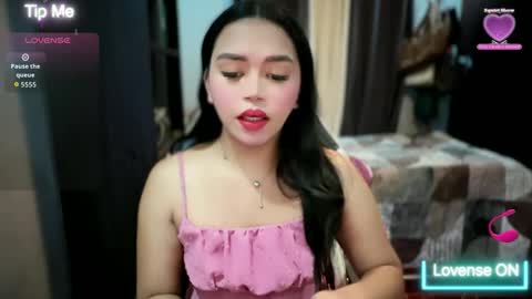 Nadia online show from April 18, 9:57 am