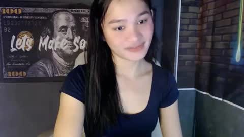 nadiestar online show from April 2, 11:35 pm