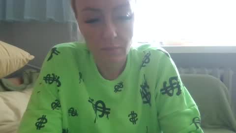 nadinnnea online show from January 17, 12:54 pm