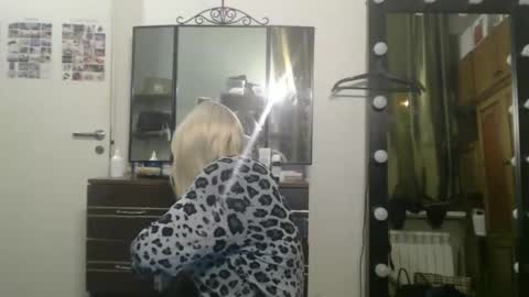 nadyagt online show from March 26, 7:08 pm