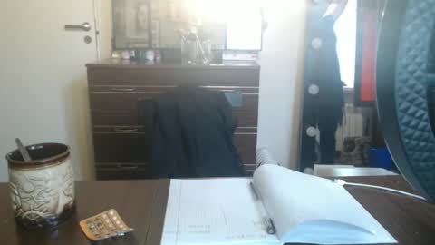 nadyagt online show from April 10, 12:21 pm