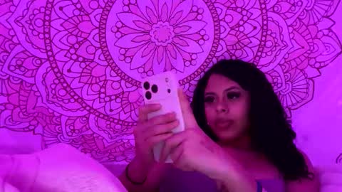 naelove2222 online show from April 12, 3:55 am