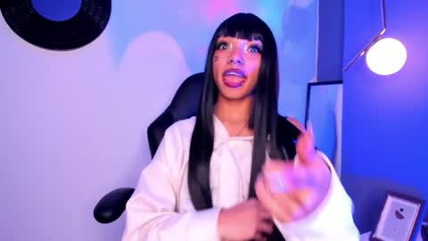 naff_eratu online show from April 10, 9:19 pm