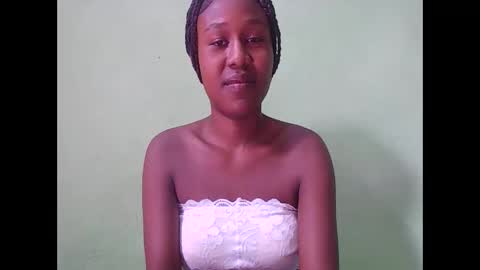 Snapshot of nah296652 chatting on May 2, 6:29 am nah296652 online show from May 2, 6:29 am