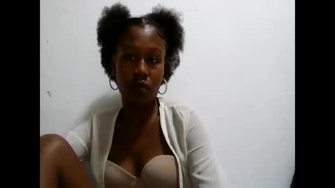 Snapshot of nah296652 chatting on May 26, 6:48 pm nah296652 online show from May 26, 6:48 pm