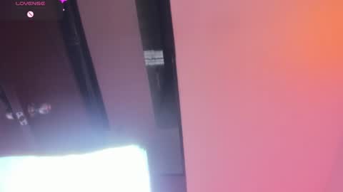 Snapshot of naharasoler chatting on July 12, 9:17 pm Nahara Soler online show from July 12, 9:17 pm