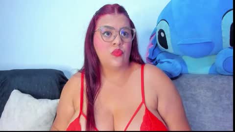 Snapshot of nahiaa233 chatting on October 12, 9:52 am nahiaa233 online show from October 12, 9:52 am