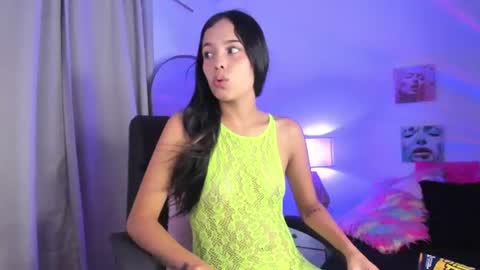 Snapshot of nahiara_santana chatting on June 26, 3:33 am nahiara_santana online show from June 26, 3:33 am