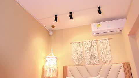 Nahimi online show from March 27, 7:35 pm